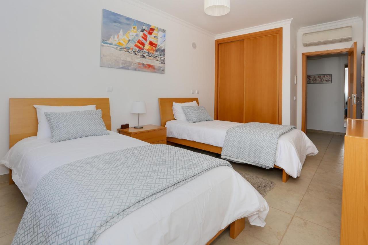 3 Bedroom Apartment With Indoor Pool Central Lagos Ngoại thất bức ảnh