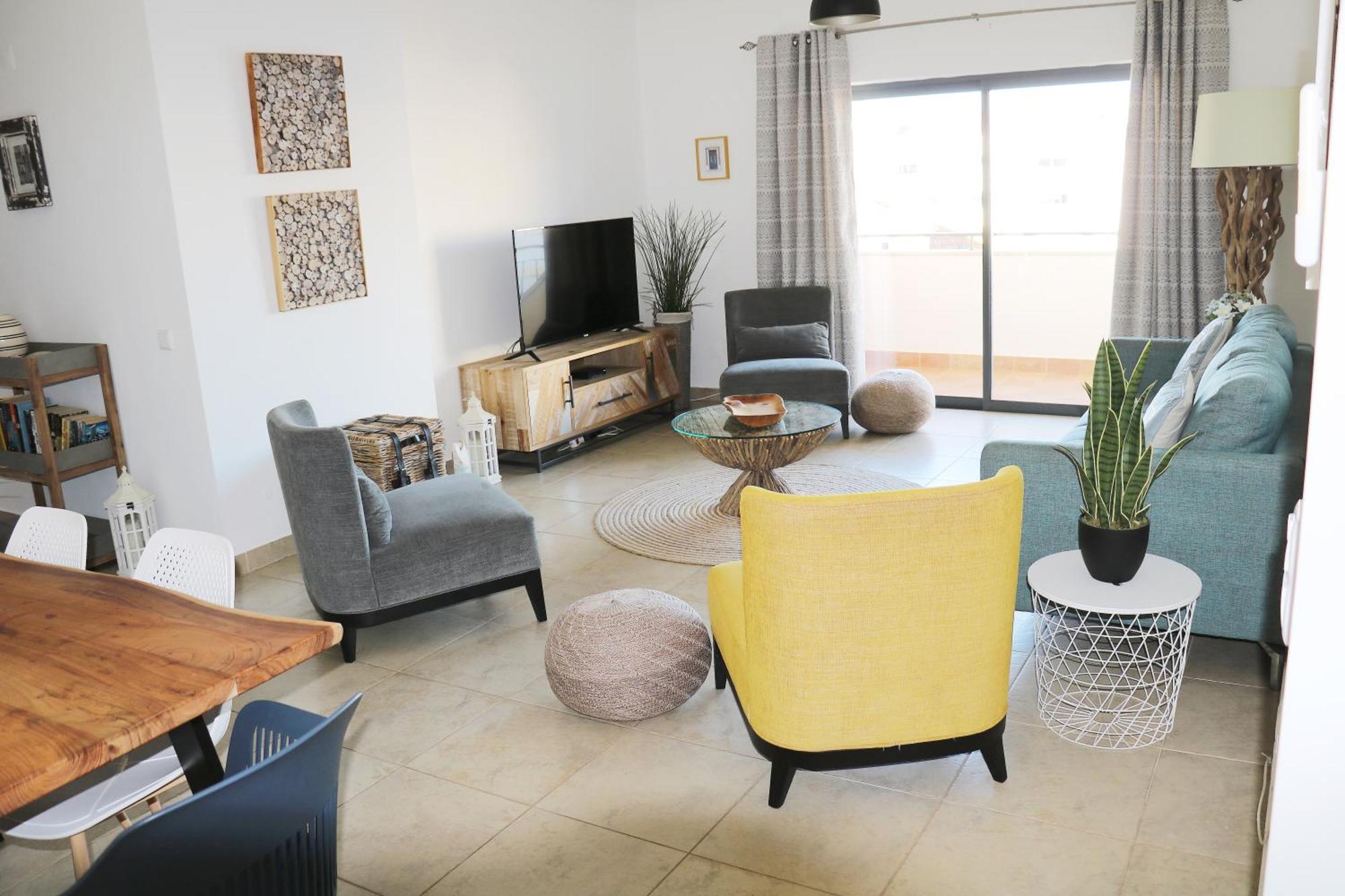 3 Bedroom Apartment With Indoor Pool Central Lagos Ngoại thất bức ảnh